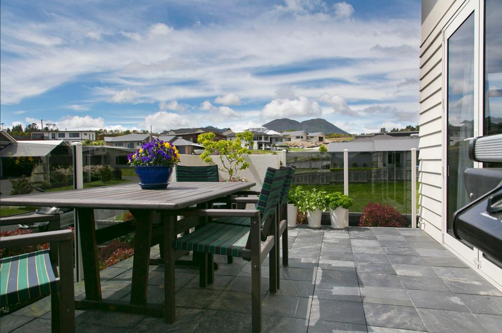 B&B @ Number Ten Taupo Exterior photo